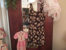 Trendy Floral Sleeveless Dress - Size 8 in Luke AFB, Arizona