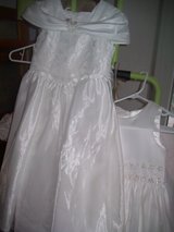 New-- GIRLS --Bridal Dresses 40ea.--Komminionkleid  petticoat in Ramstein, Germany